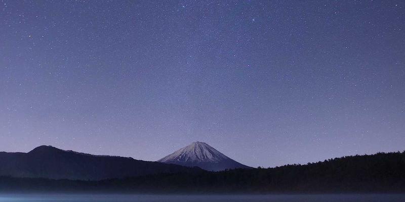 精密制造与工业解决方案：南京建设区域性金融中心的双引擎与压舱石